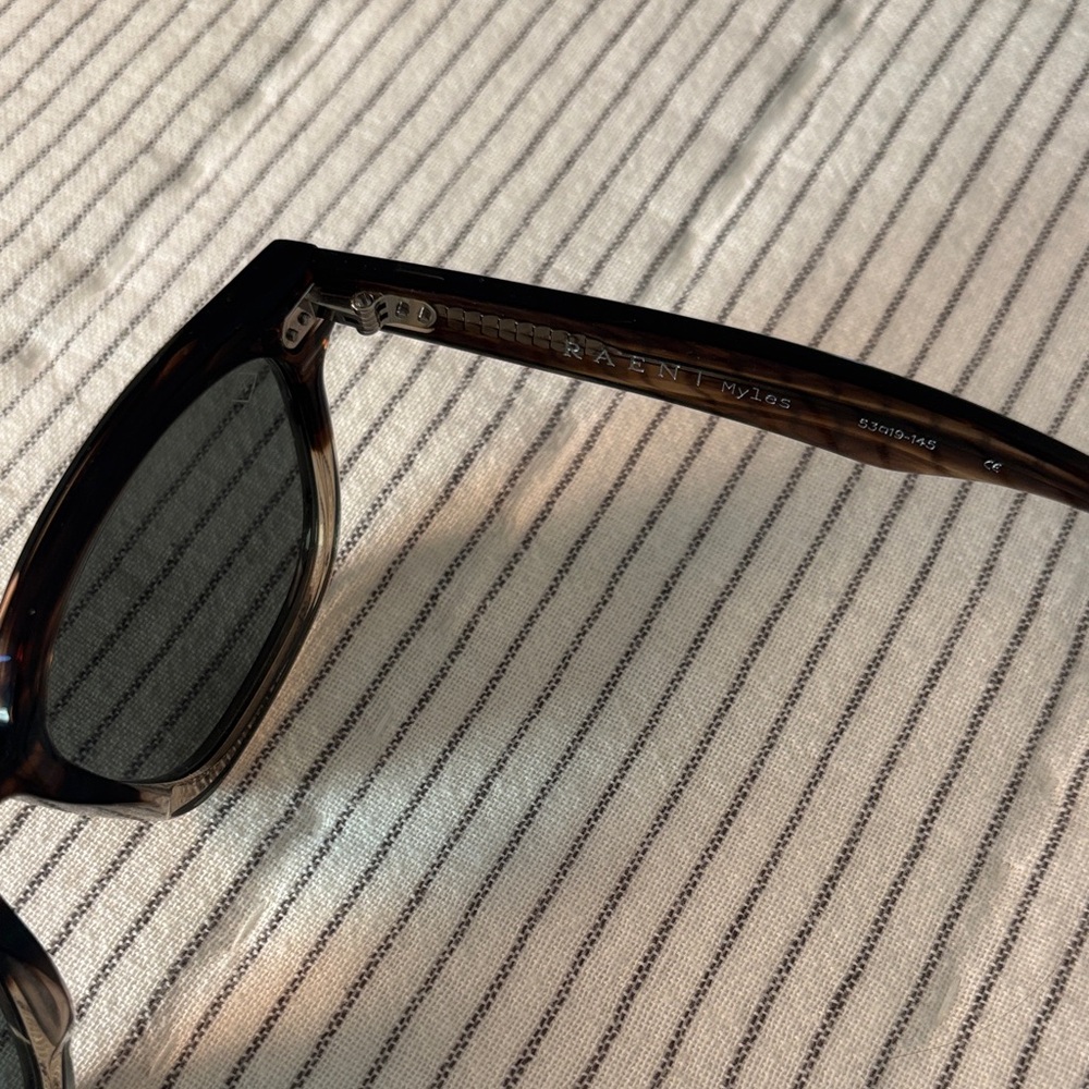RAEN MYLES Dark Tortoise Sunglasses NWOT $175